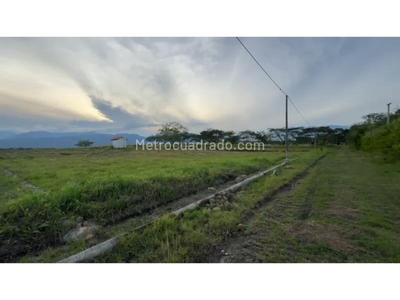 Lote en Venta, Aparco, Ibagué - Más