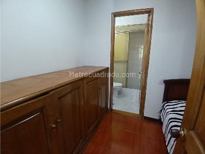 Apartamento de 3 alcobas en venta en Chico Reservado, Bogotá, 207 m² · foto 11 de 20