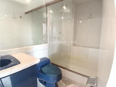Apartamento de 3 alcobas en venta en Chico Reservado, Bogotá, 207 m² · foto 19 de 20