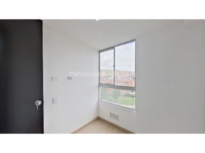 Apartamento en venta en Madelena, Bogotá · foto 5 de 16