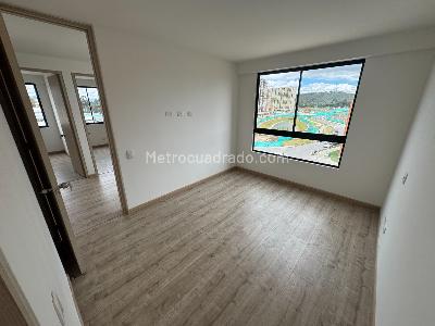 Apartamento de 3 alcobas en venta en Lagos De Torca, Bogotá, 73 m² · foto 3 de 10