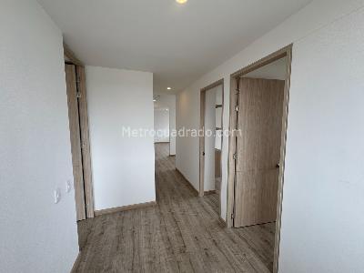 Apartamento de 3 alcobas en venta en Lagos De Torca, Bogotá, 73 m² · foto 6 de 10
