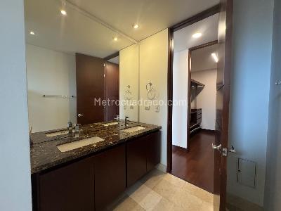 Apartamento de 5 alcobas en venta en Casa Blanca, Bogotá, 210 m² · foto 3 de 10