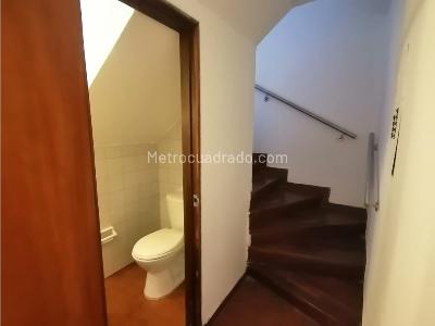 Casa de 2 alcobas en venta en Chico Navarra, Bogotá, 113 m² · foto 2 de 20