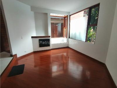 Casa de 2 alcobas en venta en Chico Navarra, Bogotá, 113 m² · foto 3 de 20