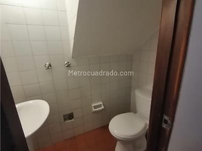 Casa de 2 alcobas en venta en Chico Navarra, Bogotá, 113 m² · foto 14 de 20
