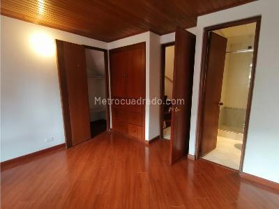 Casa de 2 alcobas en venta en Chico Navarra, Bogotá, 113 m² · foto 16 de 20