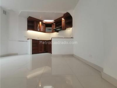 Casa de 2 alcobas en venta en Chico Navarra, Bogotá, 113 m² · foto 17 de 20