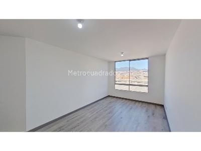 Apartamento de 3 alcobas en venta en Bravo Paez, Bogotá, 60 m² · foto 2 de 10
