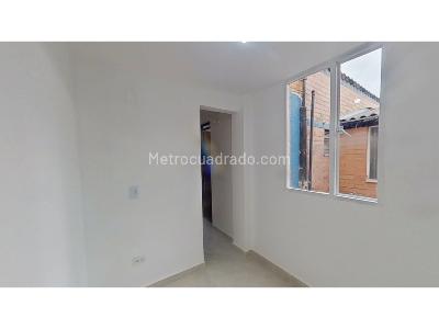 Casa de 4 alcobas en venta en El Codito, Bogotá, 49 m² · foto 18 de 20