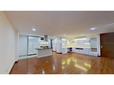 Apartamento de 2 alcobas en venta en Santa Barbara, Bogotá, 76 m² · foto 3 de 19