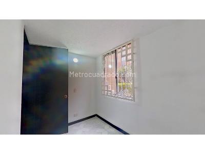Apartamento de 3 alcobas en venta en Laureles, Bogotá, 50 m² · foto 19 de 20