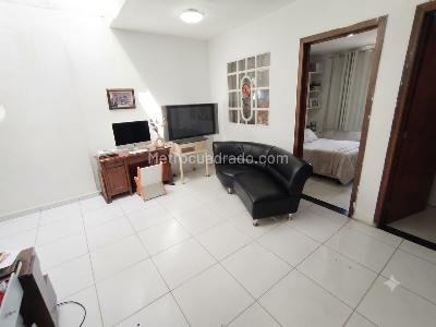 Casa de 5 alcobas en venta en Bosa Islandia, Bogotá, 72 m² · foto 13 de 20