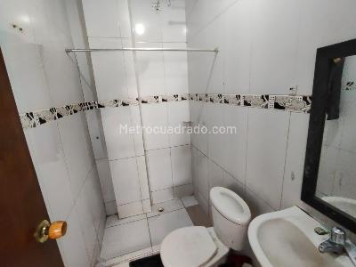 Casa de 5 alcobas en venta en Bosa Islandia, Bogotá, 72 m² · foto 17 de 20