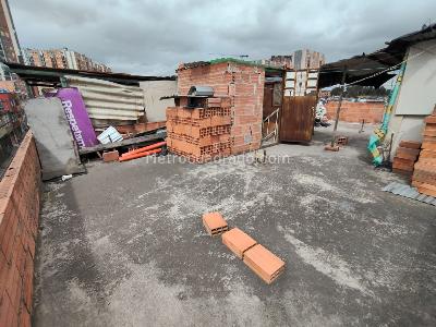 Casa de 5 alcobas en venta en Bosa Islandia, Bogotá, 72 m² · foto 19 de 20