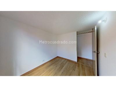 Apartamento de 3 alcobas en venta en Hogares, Soacha, 50 m² · foto 10 de 16