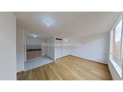 Apartamento de 3 alcobas en venta en Hogares, Soacha, 50 m² · foto 3 de 16