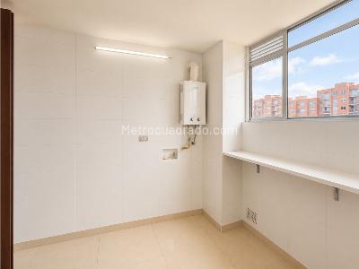Apartamento de 3 alcobas en arriendo en Recodo Del Contry, Bogotá, 81 m² · foto 5 de 17