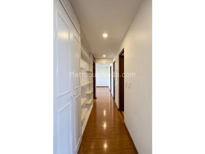 Apartamento de 3 alcobas en arriendo en Recodo Del Contry, Bogotá, 81 m² · foto 6 de 17