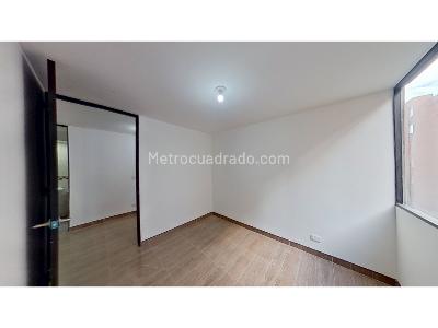 Apartamento de 3 alcobas en venta en Hogares, Soacha, 55 m² · foto 8 de 17