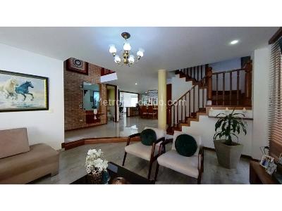 Casa de 4 alcobas en venta en La Alameda, Chía, 284 m² · foto 4 de 20