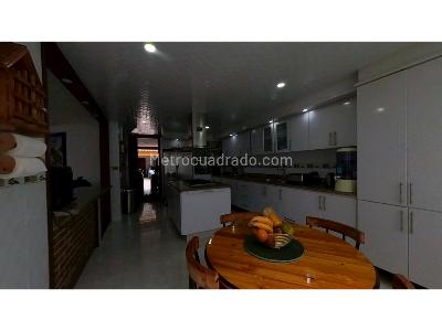 Casa de 4 alcobas en venta en La Alameda, Chía, 284 m² · foto 7 de 20