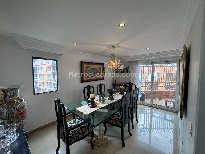 Apartamento de 5 alcobas en venta en Santa Barbara Central, Bogotá, 160 m² · foto 4 de 10