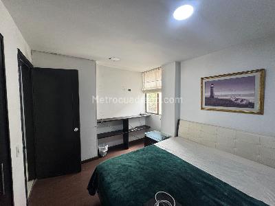 Apartamento de 5 alcobas en venta en Santa Barbara Central, Bogotá, 160 m² · foto 6 de 10