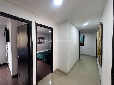 Apartamento de 5 alcobas en venta en Santa Barbara Central, Bogotá, 160 m² · foto 7 de 10