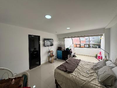 Apartamento de 5 alcobas en venta en Santa Barbara Central, Bogotá, 160 m² · foto 3 de 10
