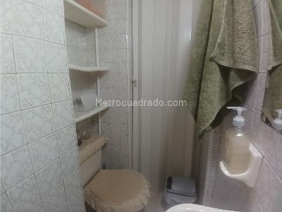 Apartamento de 3 alcobas en venta en Acevedo Tejada, Bogotá, 90 m² · foto 12 de 20
