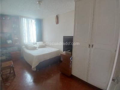 Apartamento de 3 alcobas en venta en Acevedo Tejada, Bogotá, 90 m² · foto 7 de 20