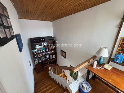 Apartamento de 3 alcobas en venta en Cedritos, Bogotá, 122 m² · foto 7 de 11