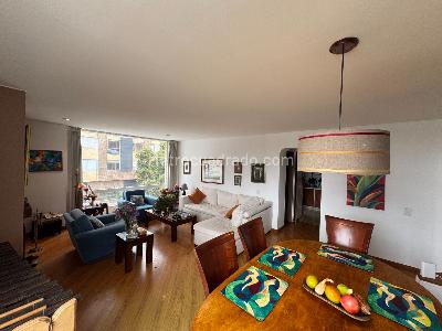Apartamento de 3 alcobas en venta en Cedritos, Bogotá, 122 m² · foto 2 de 11