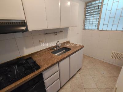 Apartaestudio en venta en Caobos Cedritos, Bogotá, 48 m² · foto 7 de 20