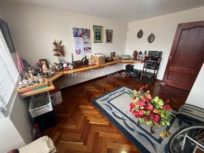 Casa de 5 alcobas en venta en Nicolas De Federman, Bogotá, 356 m² · foto 9 de 20