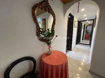 Apartamento de 2 alcobas en venta en Quinta Paredes, Bogotá, 60 m² · foto 9 de 20