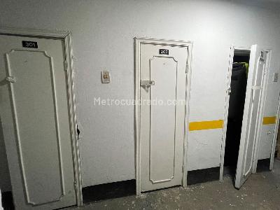 Apartamento de 2 alcobas en venta en Quinta Paredes, Bogotá, 60 m² · foto 13 de 20