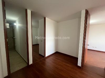 Apartamento en venta en Quinta Paredes, Bogotá · foto 4 de 20