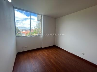 Apartamento en venta en Quinta Paredes, Bogotá · foto 7 de 20