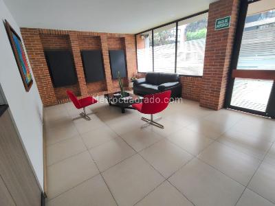 Apartamento de 2 alcobas en venta en Santa Barbara Central Usaquen, Bogotá, 62 m² · foto 18 de 20