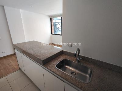 Apartamento de 2 alcobas en venta en Santa Barbara Central Usaquen, Bogotá, 62 m² · foto 12 de 20