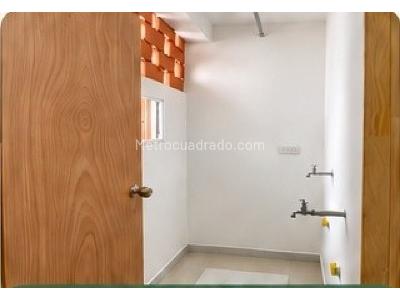 Apartamento en arriendo en La Estradita, Bogotá · foto 2 de 9