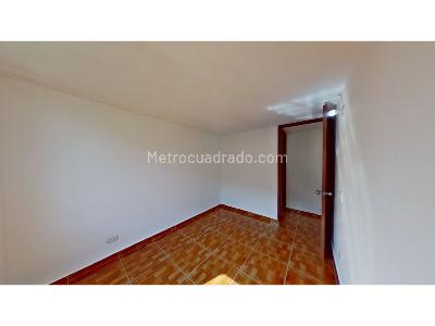 Apartamento de 3 alcobas en venta en Parque Campestre, Soacha, 55 m² · foto 8 de 10