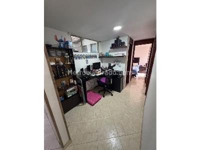 Apartamento de 3 alcobas en venta en Pinar, Bogotá, 64 m² · foto 10 de 17