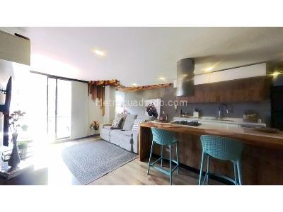Apartamento de 2 alcobas en venta en Chico Navarra, Bogotá, 82 m² · foto 2 de 17