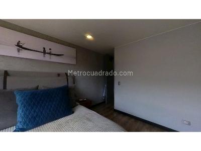 Apartamento de 2 alcobas en venta en Chico Navarra, Bogotá, 82 m² · foto 9 de 17