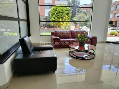 Apartamento de 2 alcobas en venta en Chico Navarra, Bogotá, 82 m² · foto 14 de 17
