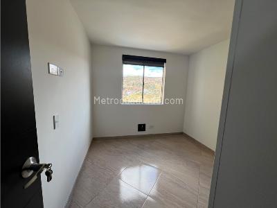 Apartamento de 3 alcobas en venta en Perdomo, Bogotá, 62 m² · foto 11 de 13