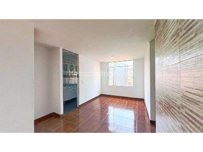 Apartamento de 3 alcobas en venta en Colsubsidio Maipore, Soacha, 43 m² · foto 2 de 17
